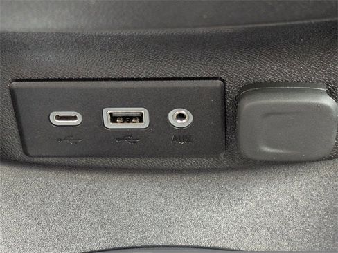 Used 2024 Chevrolet Malibu LT image 22