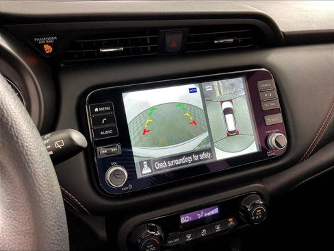 Used 2023 Nissan Kicks SR FWD image 14