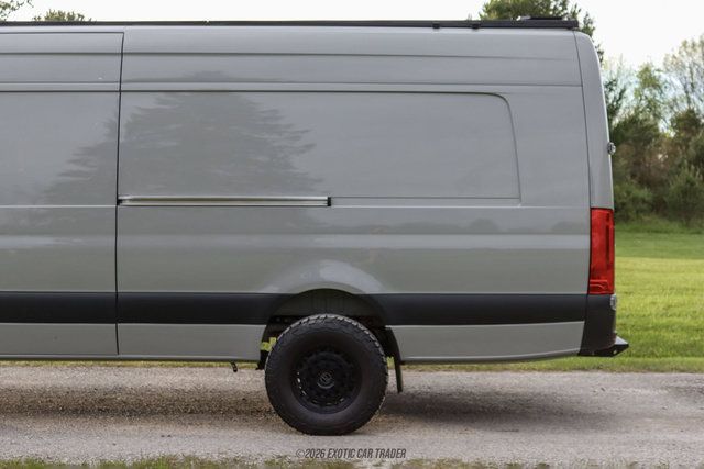 Used 2023 Mercedes-Benz Sprinter 2500 image 5