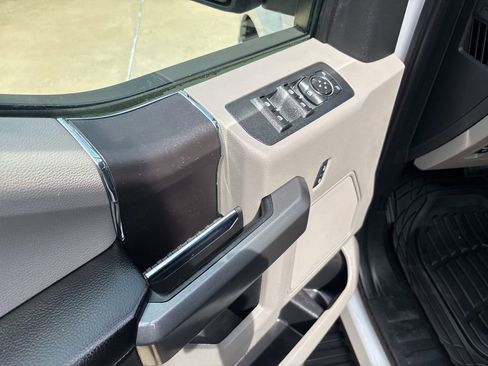 Used 2018 Ford F150 XLT w/ Trailer Tow Package AWD/4WD image 24