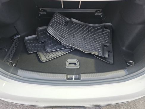 Certified 2025 Mercedes-Benz C 300 4MATIC Sedan image 25