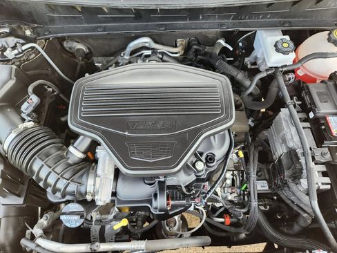 Used 2023 Cadillac XT6 Premium Luxury FWD image 35