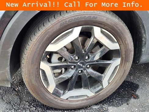 Used 2025 Kia Telluride S AWD/4WD image 10