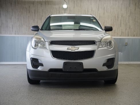 Used 2014 Chevrolet Equinox LS image 2