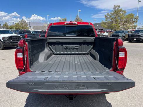Used 2025 GMC Canyon Elevation w/ Convenience Package AWD/4WD image 16