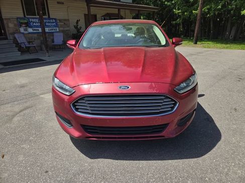 Used 2013 Ford Fusion SE FWD image 9