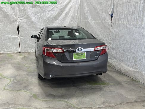 Used 2014 Toyota Camry XLE FWD image 30