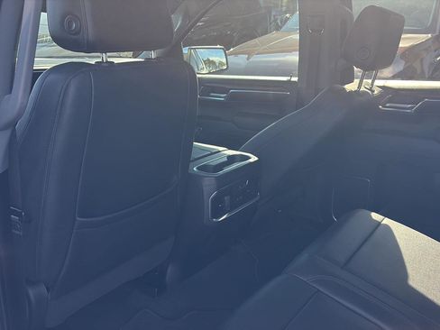 Used 2023 GMC Sierra 1500 SLT w/ SLT Convenience Package image 15