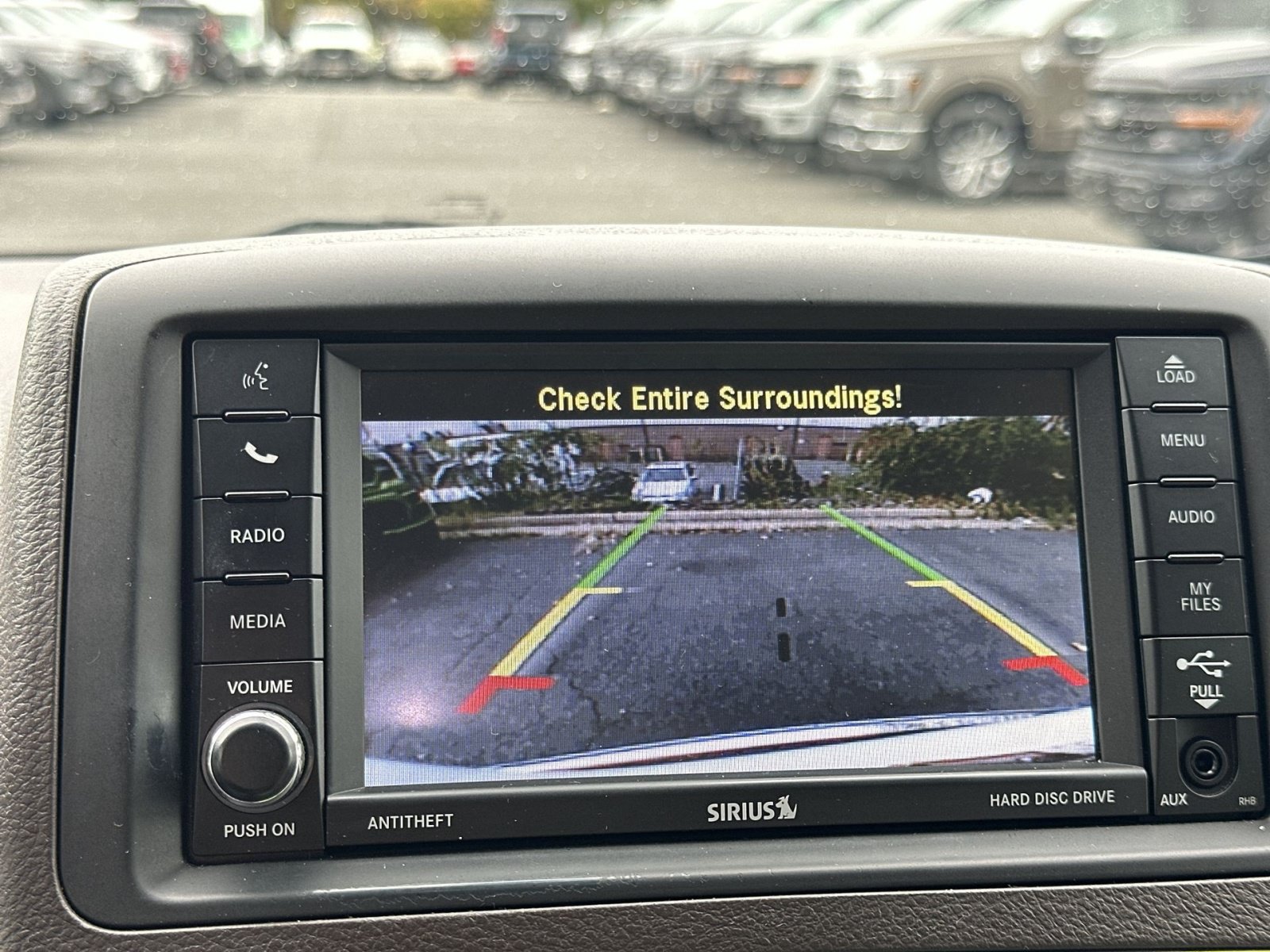 Used 2016 Chrysler Town & Country Limited Platinum FWD image 20