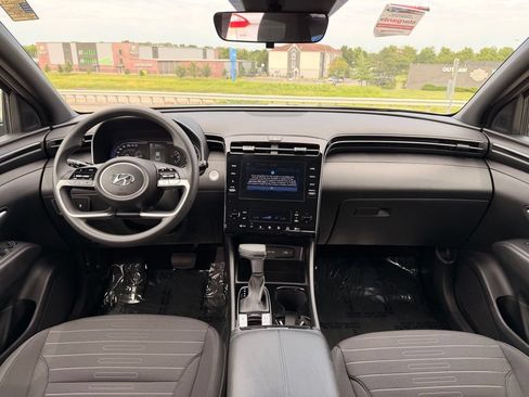 Used 2024 Hyundai Santa Cruz SEL AWD/4WD image 3