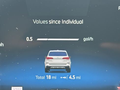 Used 2026 BMW X5 M60i w/ Executive Package image 20