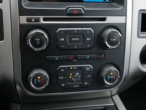 Used 2015 Ford Expedition EL XLT w/ Equipment Group 202A AWD/4WD image 26