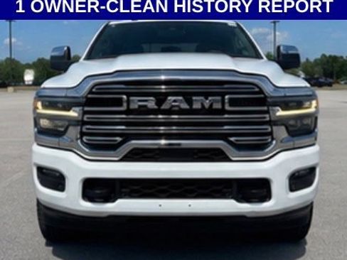 Used 2026 RAM 2500 Laramie AWD/4WD image 7
