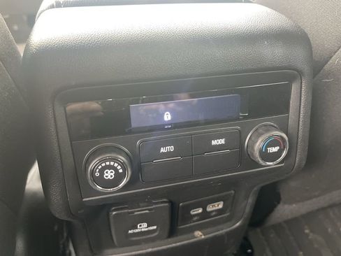 Used 2023 GMC Acadia SLE w/ Driver Convenience Package image 38