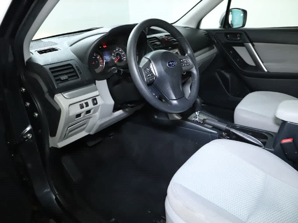 Used 2015 Subaru Forester 2.5i Premium AWD/4WD image 6
