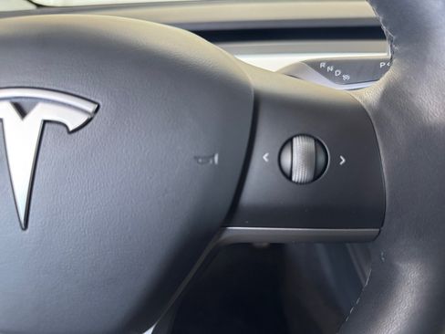 Used 2022 Tesla Model 3 Long Range AWD/4WD image 19