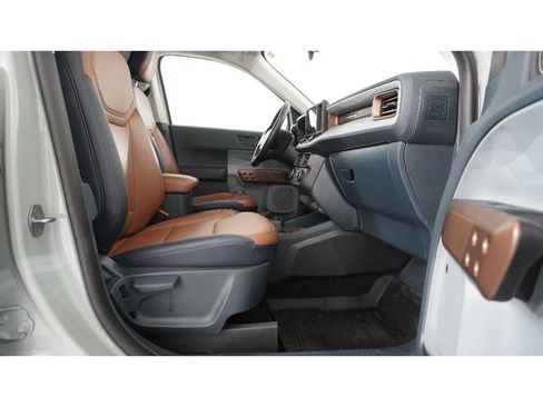 Certified 2024 Ford Maverick Lariat w/ FX4 Off-Road Package image 12