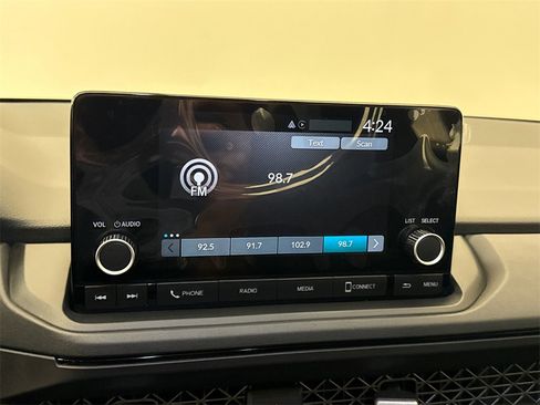 Certified 2025 Honda Accord SE image 22