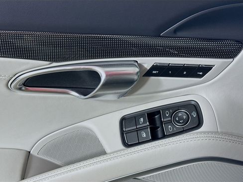 Certified 2024 Porsche 718 Cayman GTS image 11