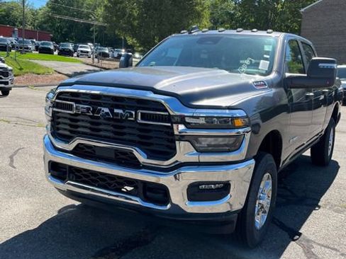 New 2026 RAM 2500 Big Horn AWD/4WD image 7