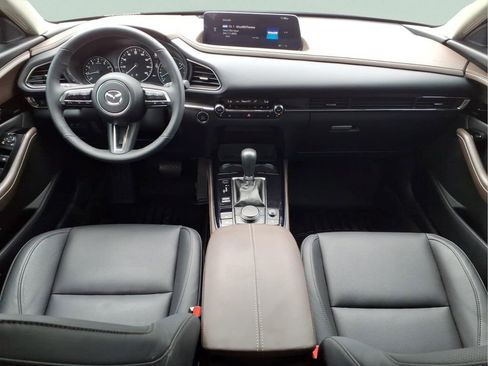 Used 2025 MAZDA CX-30 2.5 Turbo w/ Premium Plus Pkg image 17