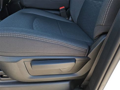 New 2026 RAM 5500 Tradesman w/ Chrome Appearance Group image 22