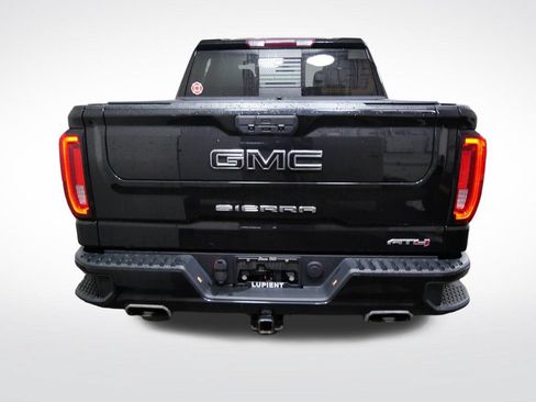 Used 2022 GMC Sierra 1500 AT4 w/ AT4 Preferred Package AWD/4WD image 4