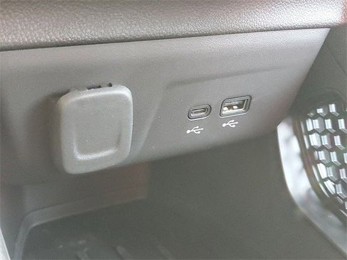 Certified 2025 Chevrolet TrailBlazer LS w/ LS Convenience Package image 27