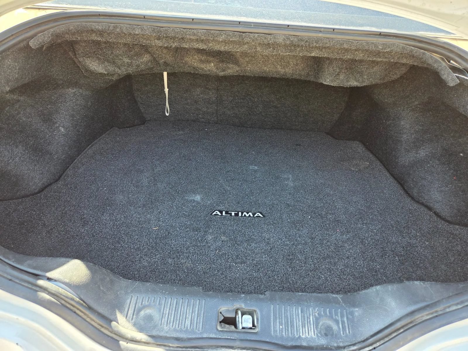 Used 2012 Nissan Altima 2.5 S FWD image 7