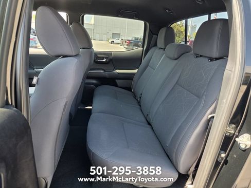 Used 2019 Toyota Tacoma TRD Off-Road AWD/4WD image 10