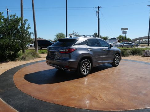 Certified 2022 Lexus RX 350 FWD w/ Premium Package image 2