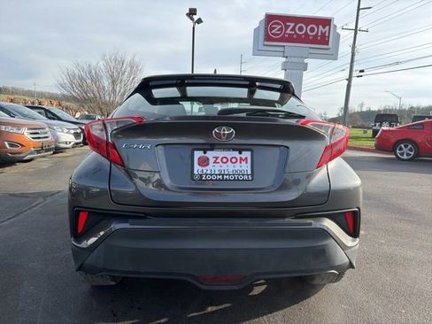 Used 2018 Toyota C-HR XLE FWD image 8