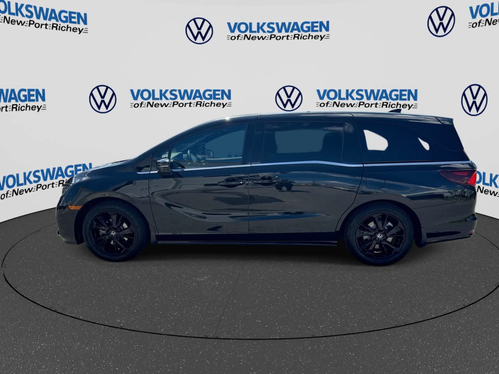 Used 2023 Honda Odyssey Sport image 11