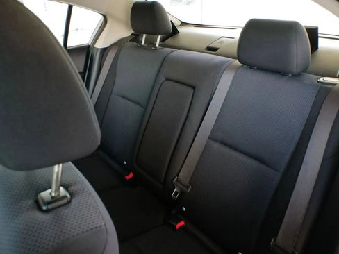 Used 2011 MAZDA MAZDA3 i Touring image 17