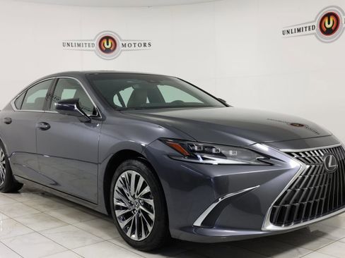 Used 2024 Lexus ES 350 Ultra Luxury w/ Accessory Package (Z2) image 39