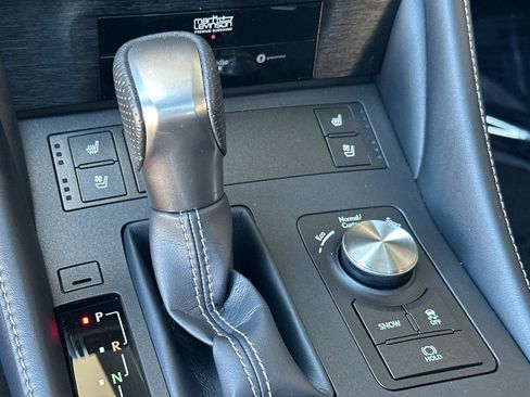 Certified 2022 Lexus RC 350 F Sport RWD image 18