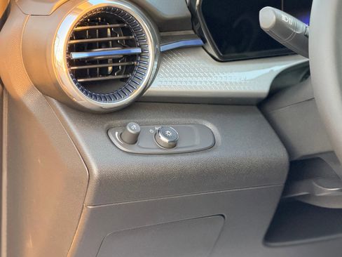 New 2026 Chevrolet Trax LT image 13