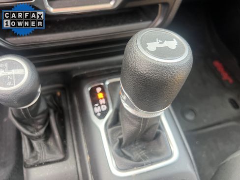 Used 2021 Jeep Wrangler Sport AWD/4WD image 26