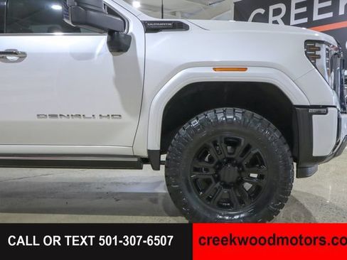 Used 2024 GMC Sierra 2500 Denali Ultimate AWD/4WD image 26