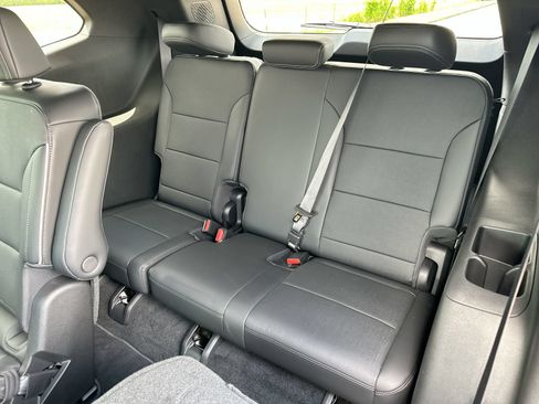 Used 2026 Buick Enclave Preferred FWD image 22