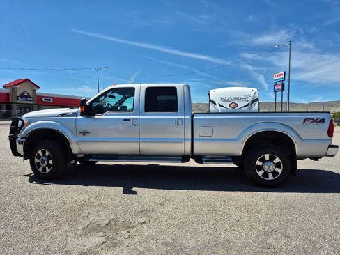 Used 2015 Ford F350 Lariat w/ Lariat Interior Package AWD/4WD image 5