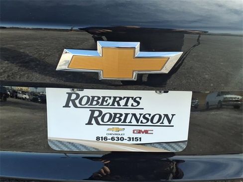 Used 2025 Chevrolet Trax LT w/ LT Convenience Package image 91