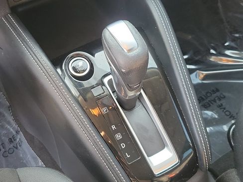 Certified 2020 Nissan Kicks SR FWD image 27