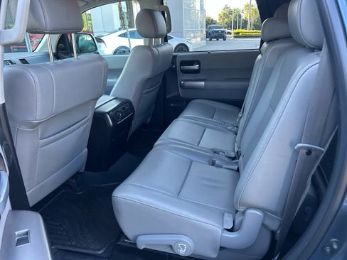 Used 2019 Toyota Sequoia Limited AWD/4WD image 8