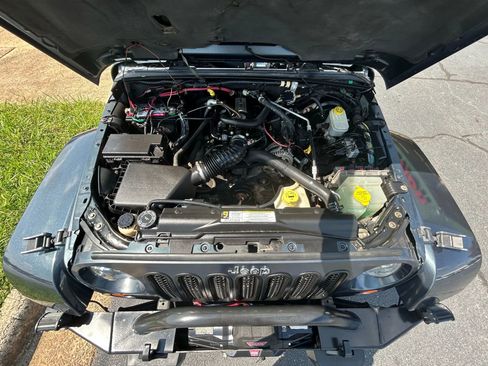 Used 2007 Jeep Wrangler Unlimited Sahara image 17