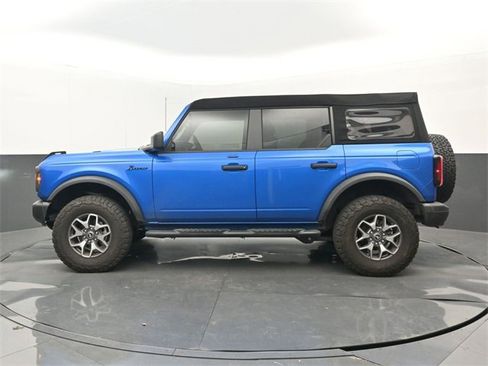 Used 2023 Ford Bronco Badlands image 7