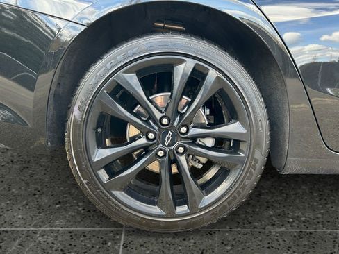 Used 2024 Chevrolet Malibu LT w/ Midnight Edition image 9