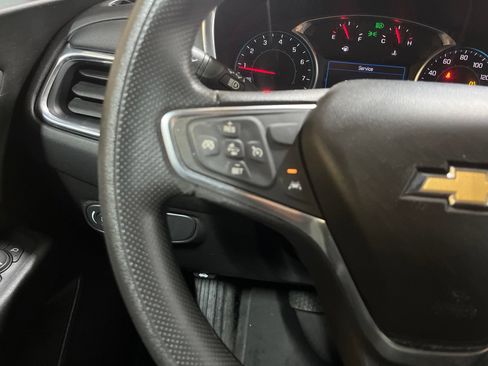 Used 2020 Chevrolet Equinox LT FWD image 21