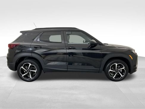 Used 2022 Chevrolet TrailBlazer RS w/ Sun and Liftgate Package image 7
