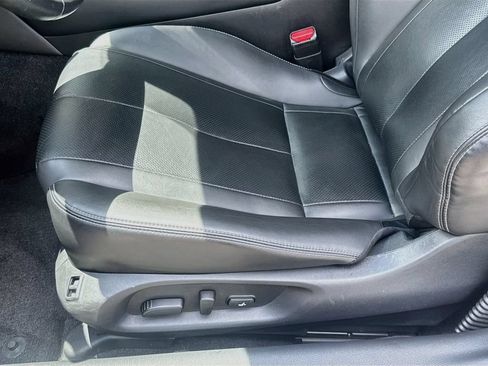 Certified 2022 INFINITI Q60 3.0t Luxe w/ Cargo Package RWD image 20